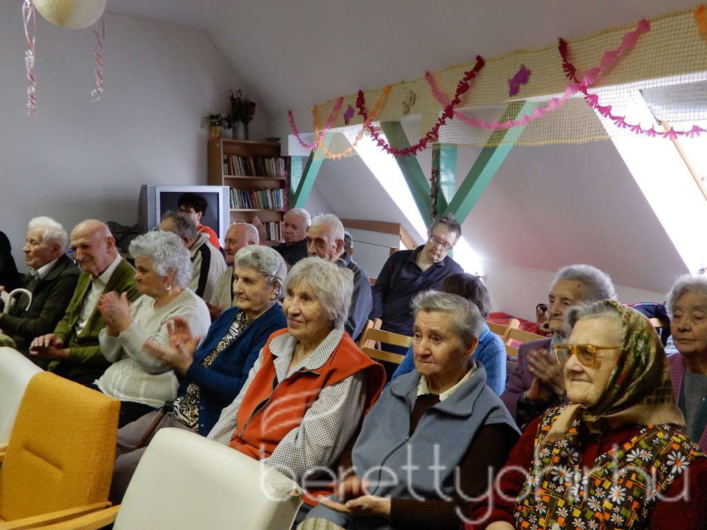 Farsang az idősotthonban 30